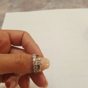 Ladies wedding ring set